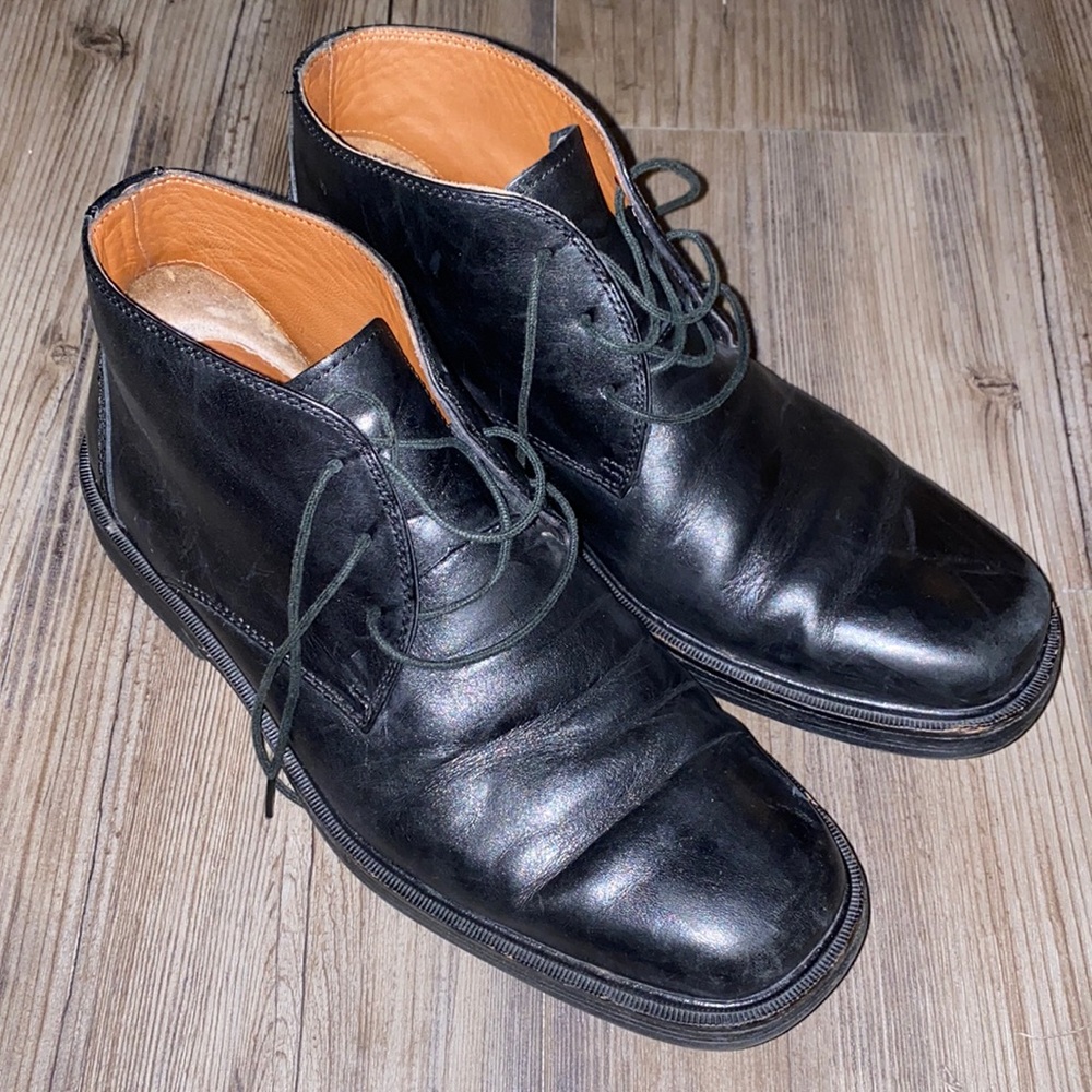 Johnston & Murphy black leather waterproof chukka size 8